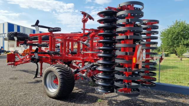 trattore usato Agrifull HORSCH TERRANO GX 5.3