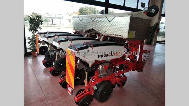 trattore usato varie AGRICOLA ITALIANA MOD. PK 20